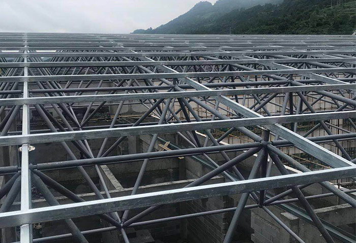 黑龙江仁怀冠英学校艺体楼网架